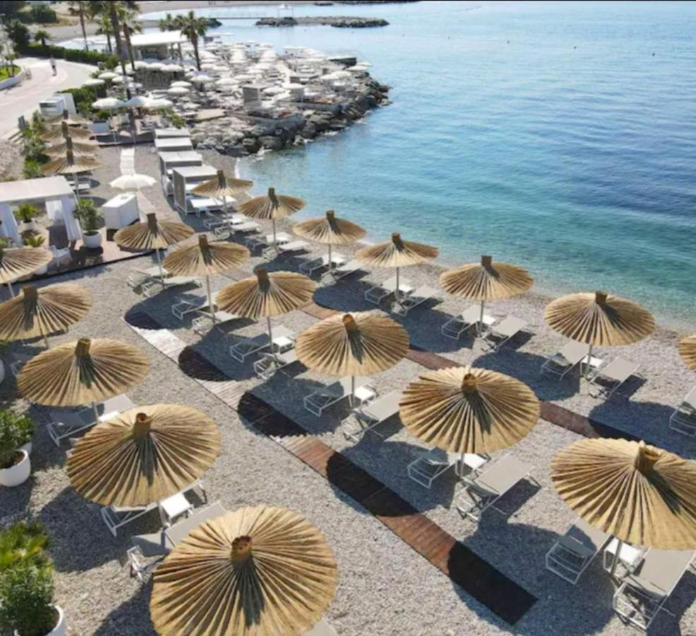 Apartment Paolo By The Beach Znjan Split Exterior photo