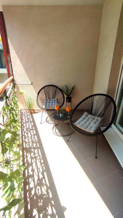 Apartment Paolo By The Beach Znjan Split Exterior photo