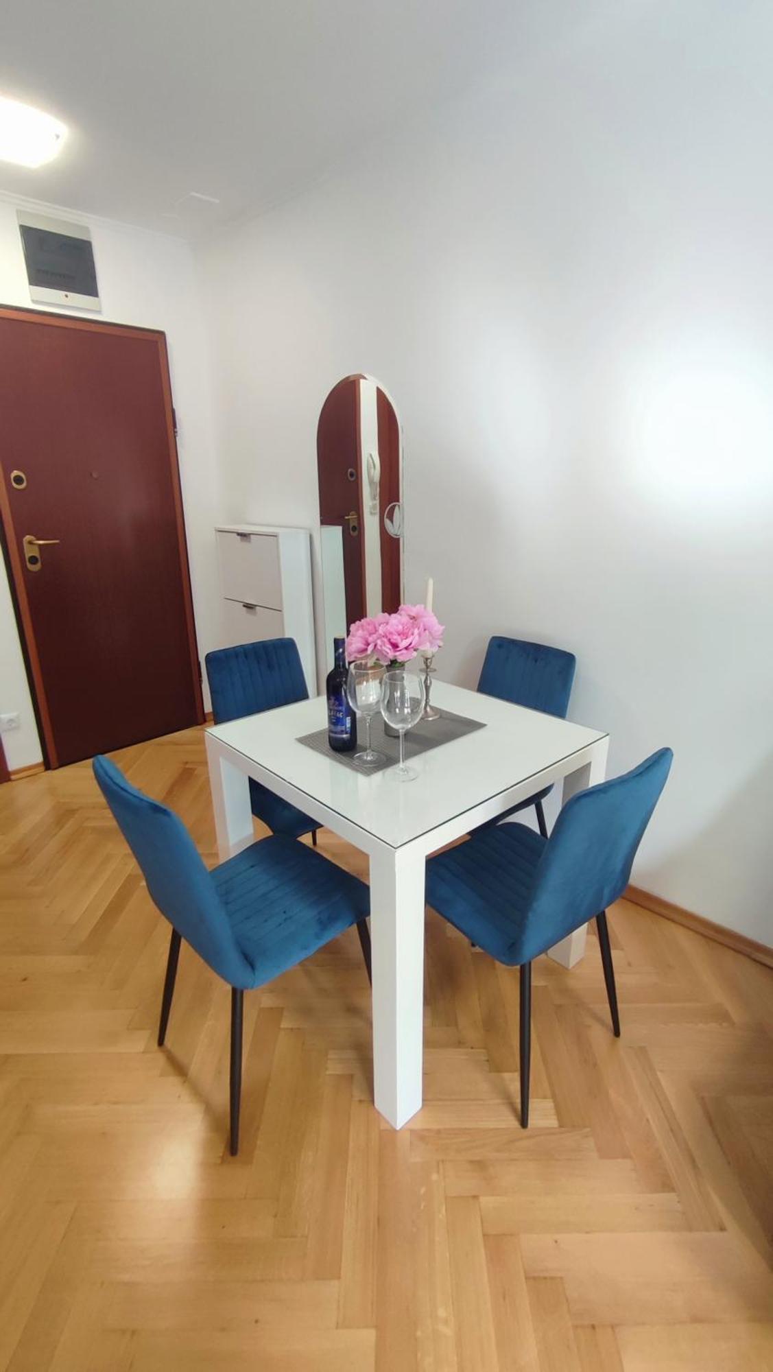 Apartment Paolo By The Beach Znjan Split Exterior photo