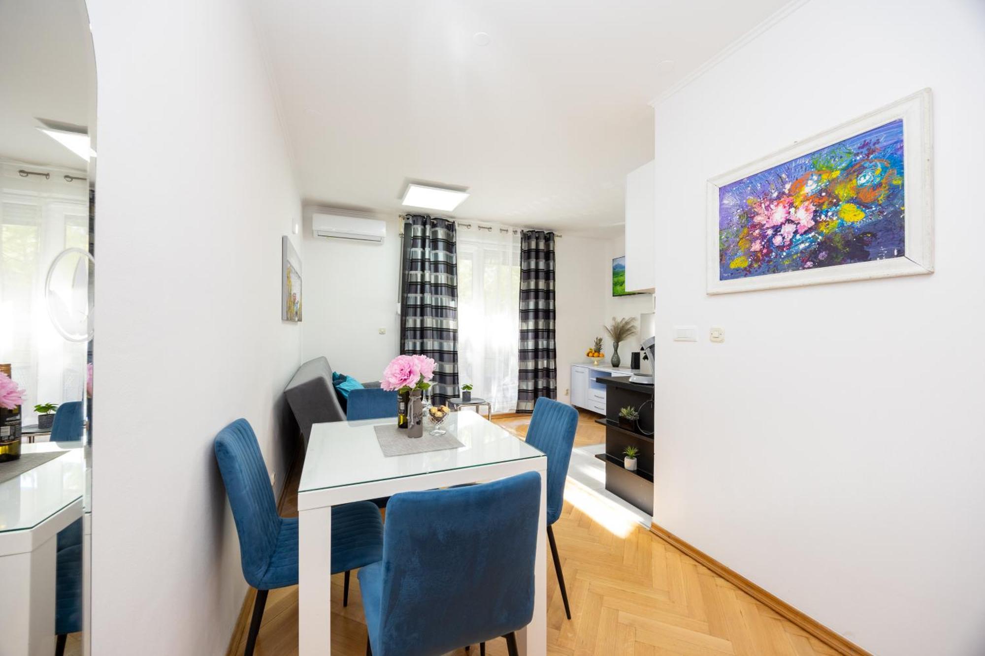 Apartment Paolo By The Beach Znjan Split Exterior photo